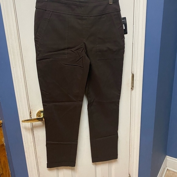 Ava And Grace Brown Women straight leg cuff strap Capri pants with pockets - Picture 3 of 11